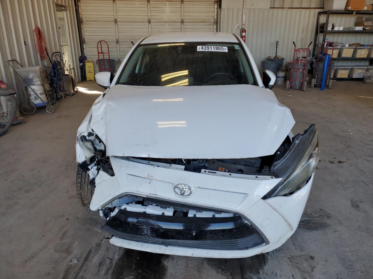 2017 Toyota Yaris - Image 5