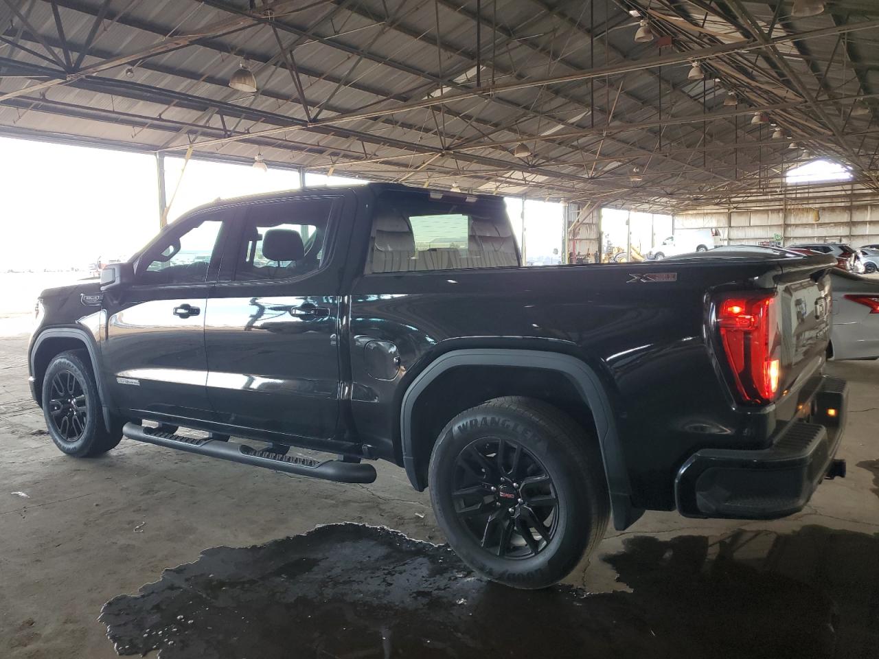 2020 GMC Sierra - Image 2