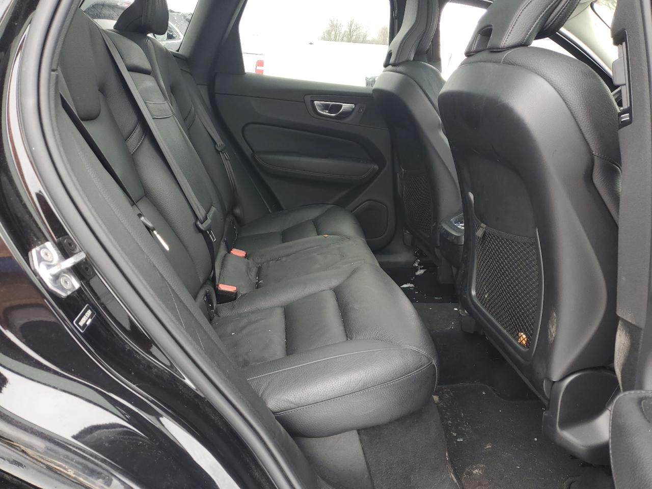 2020 Volvo XC60 - Image 11
