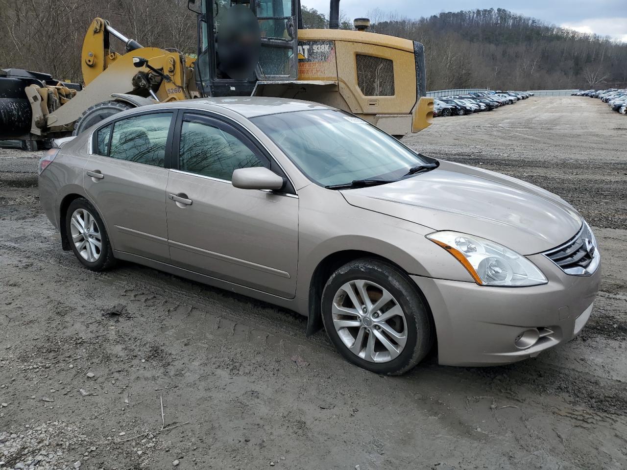 2012 Nissan Altima - Image 4