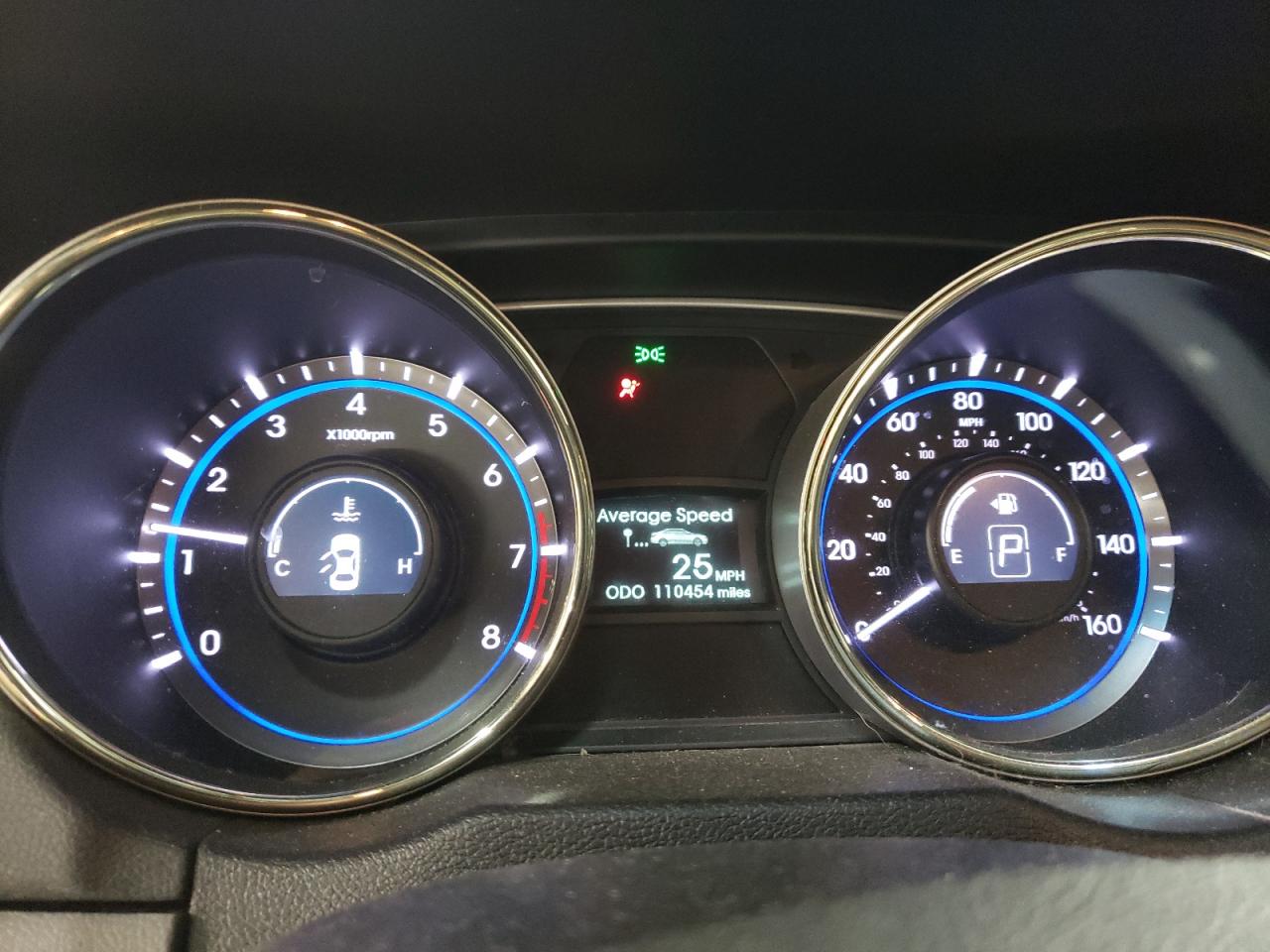 2013 Hyundai Sonata - Image 9