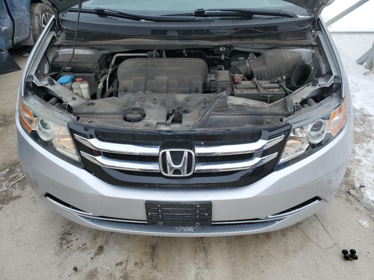 2015 Honda Odyssey - Image 14