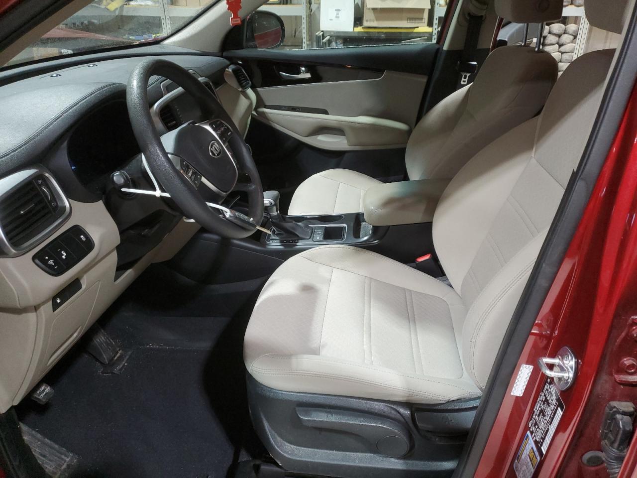 2020 Kia Sorento - Image 7