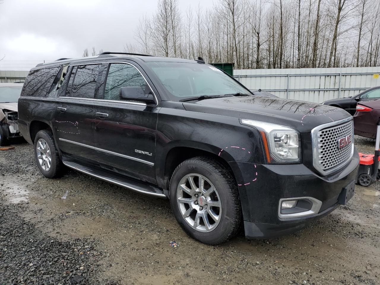 2016 GMC Yukon - Image 4