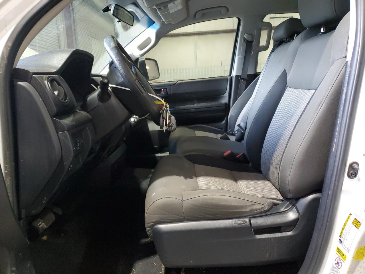 2017 Toyota Tundra - Image 7
