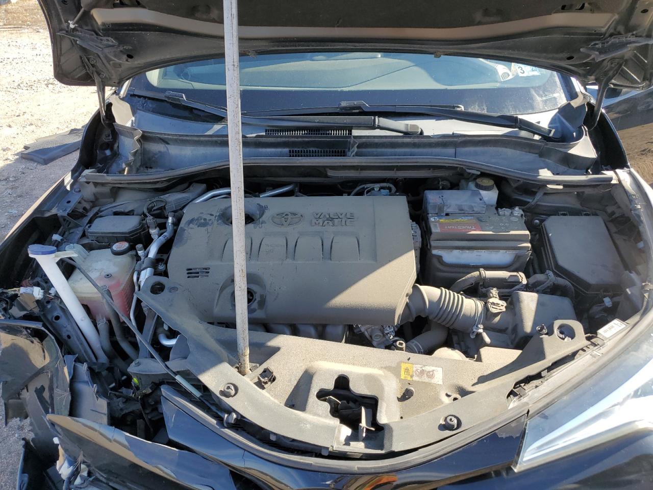 2018 Toyota C-HR - Image 14