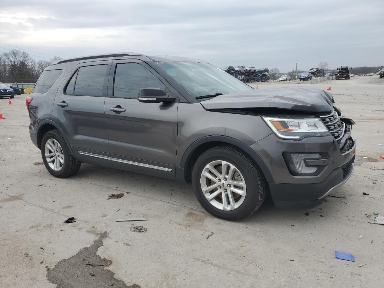 2017 Ford Explorer - Image 4
