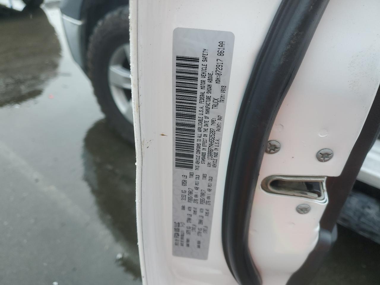 2017 RAM 1500 - Image 12