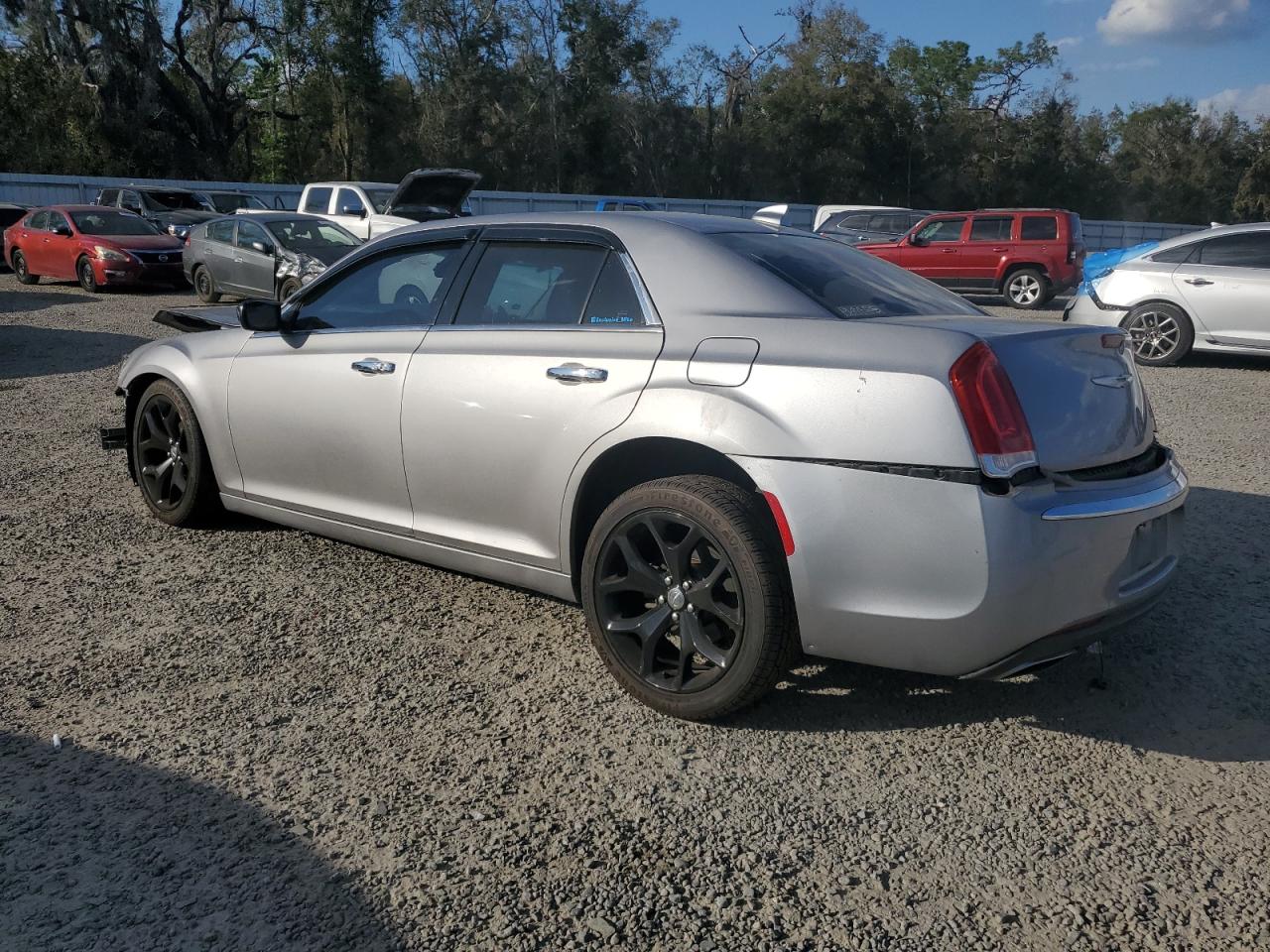 2017 Chrysler 300 - Image 2