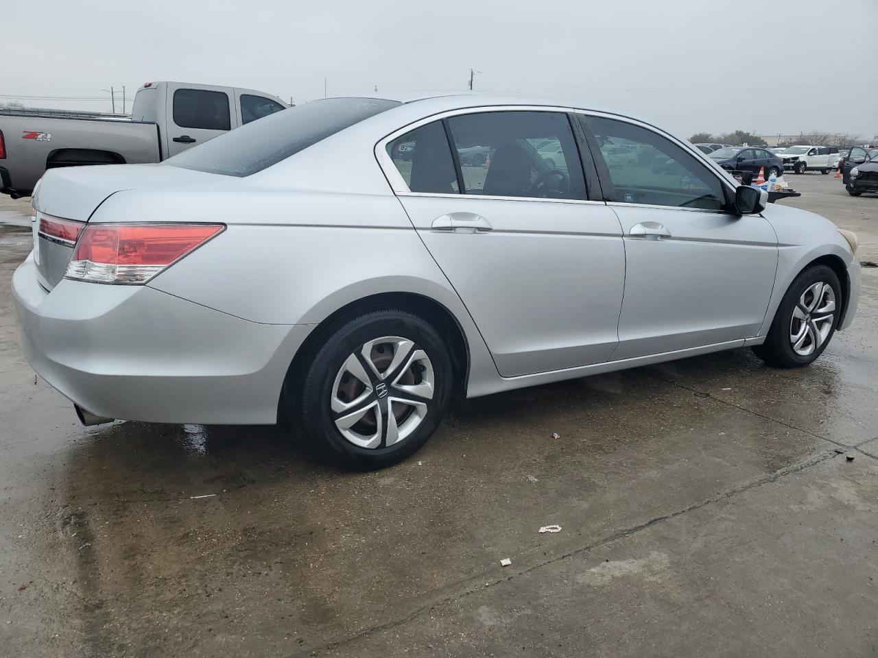 2011 Honda Accord - Image 3