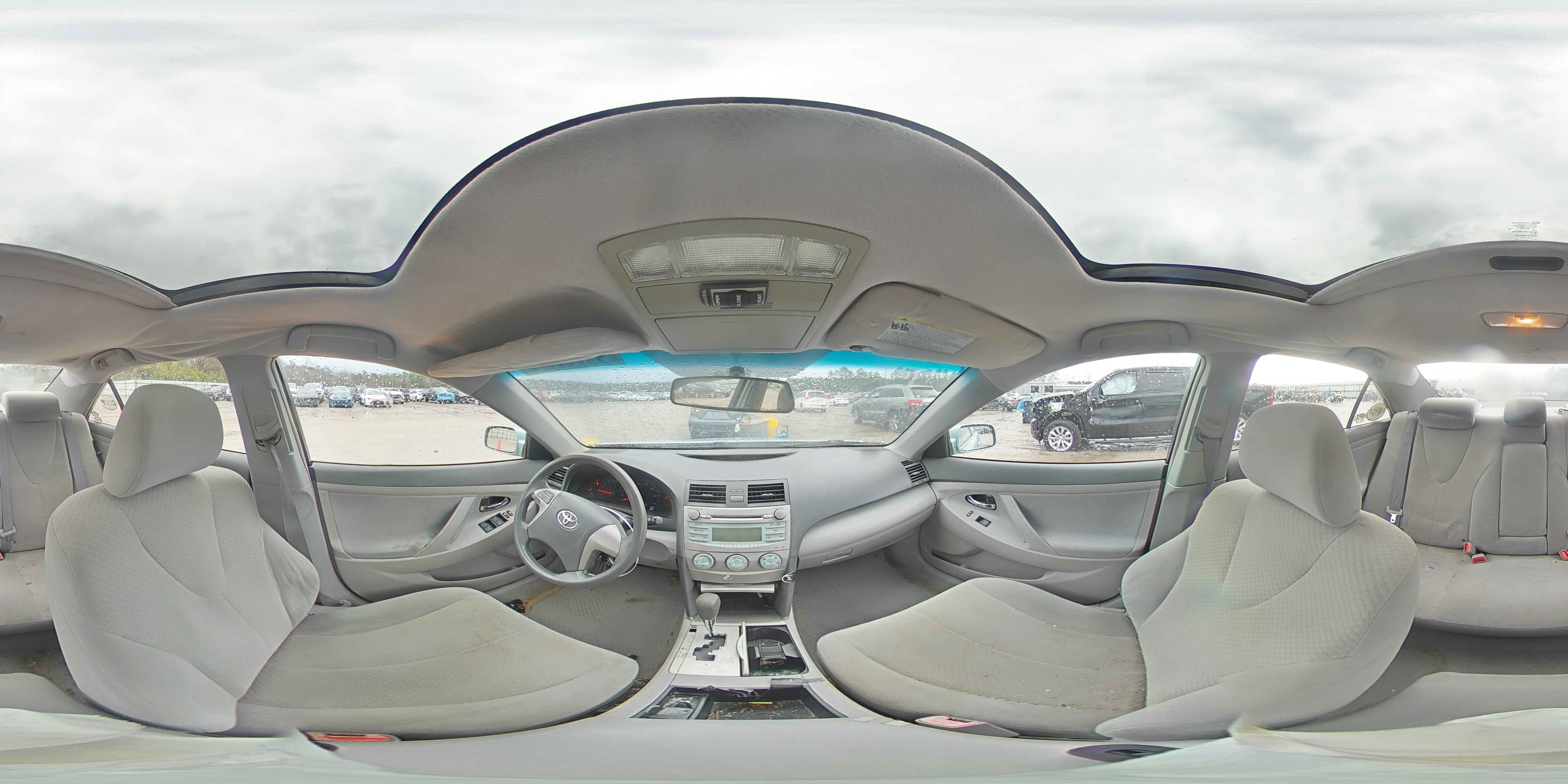 2009 Toyota Camry - Image 13