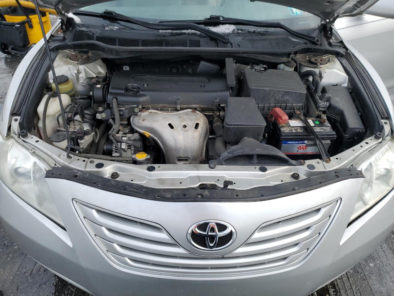 2009 Toyota Camry - Image 11