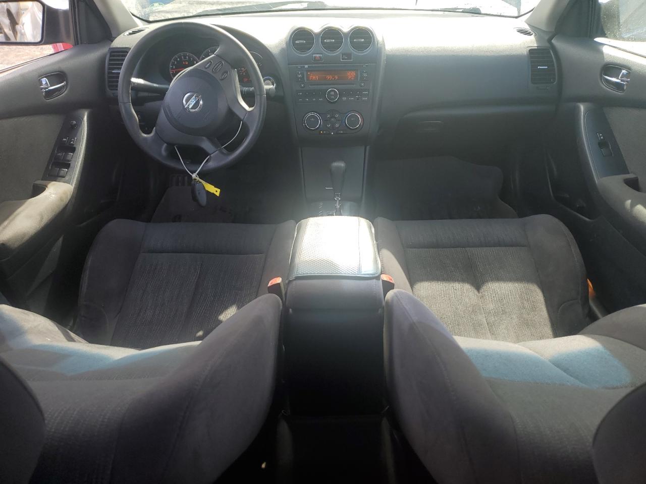 2012 Nissan Altima - Image 8