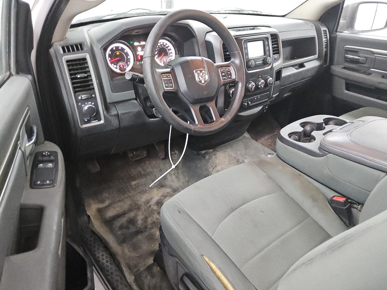 2015 RAM 1500 - Image 8