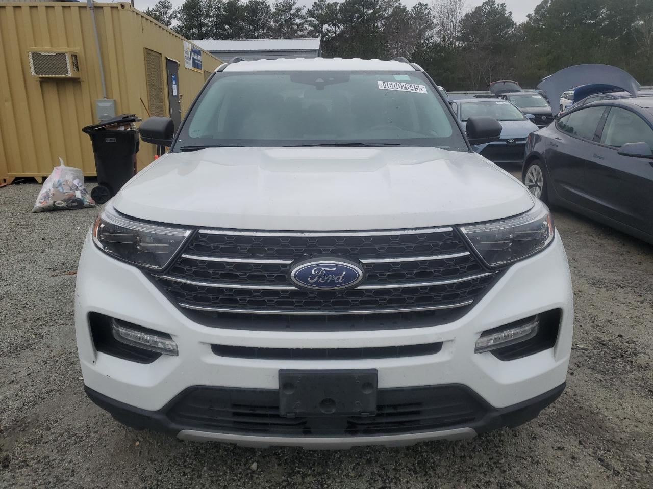 2023 Ford Explorer - Image 5