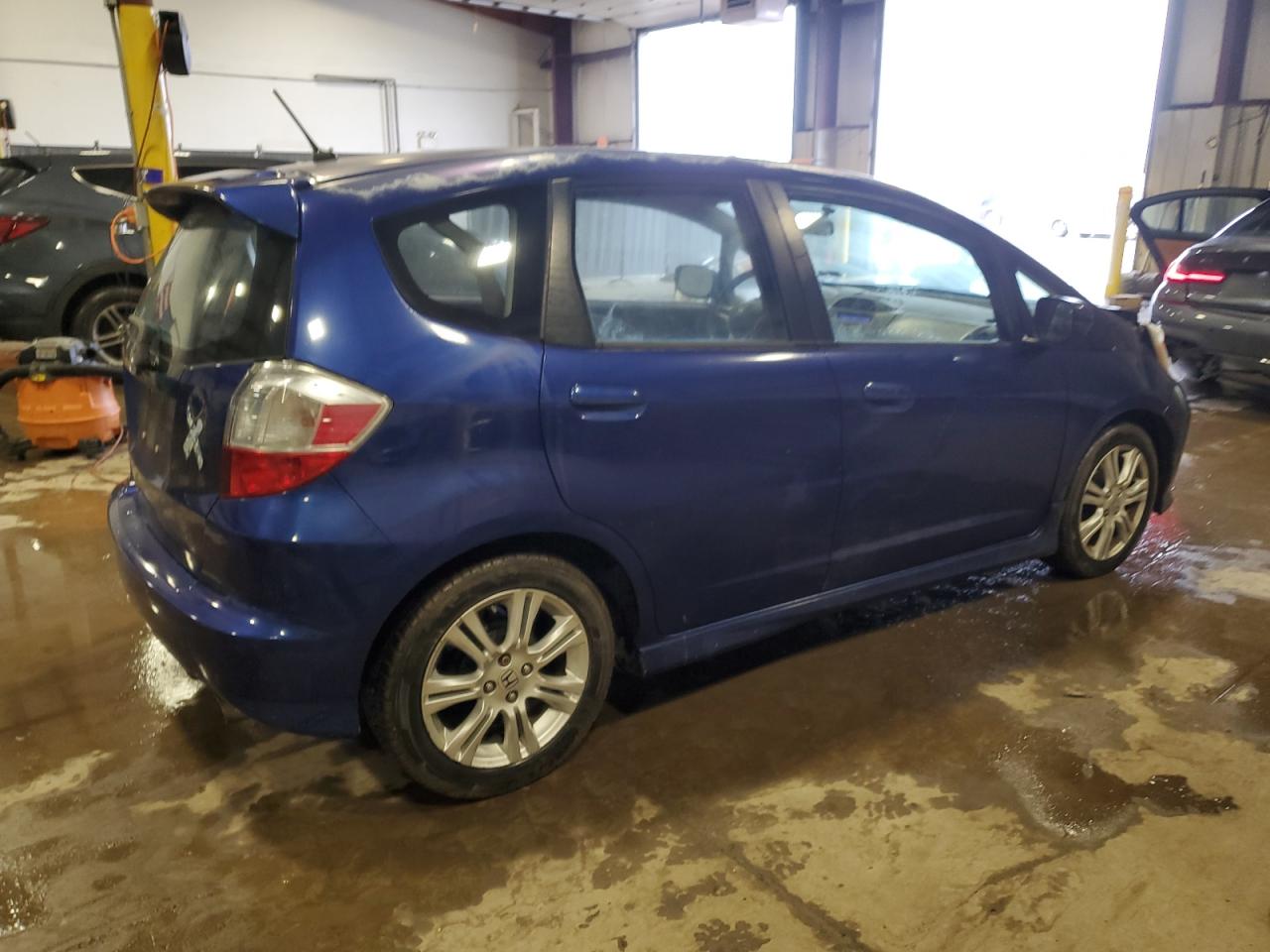 2010 Honda Fit - Image 3