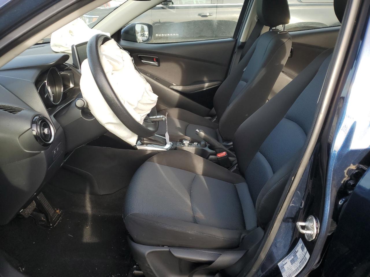 2016 Toyota iA - Image 7