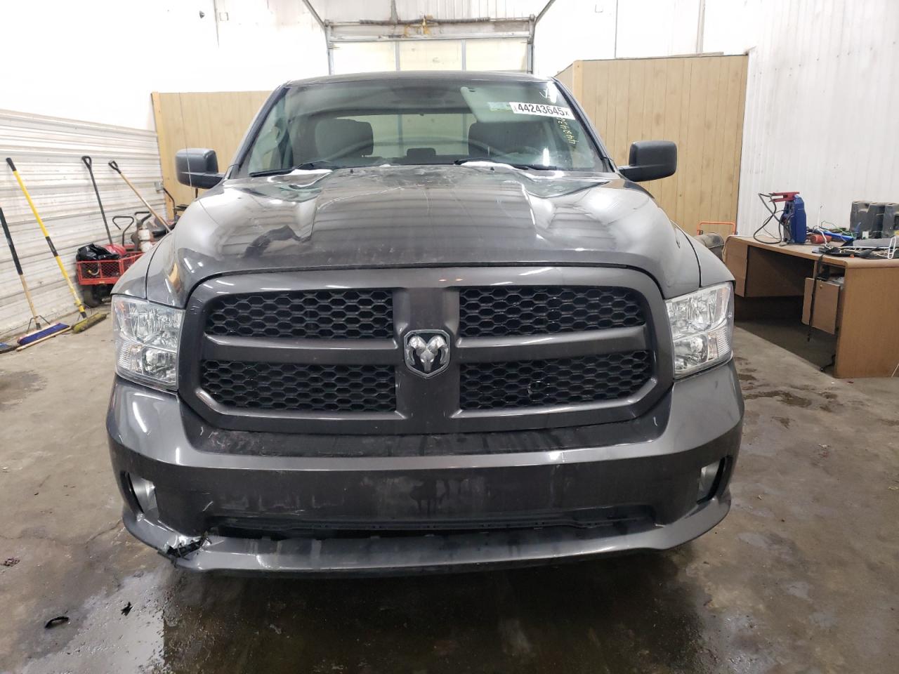 2014 RAM 1500 - Image 5