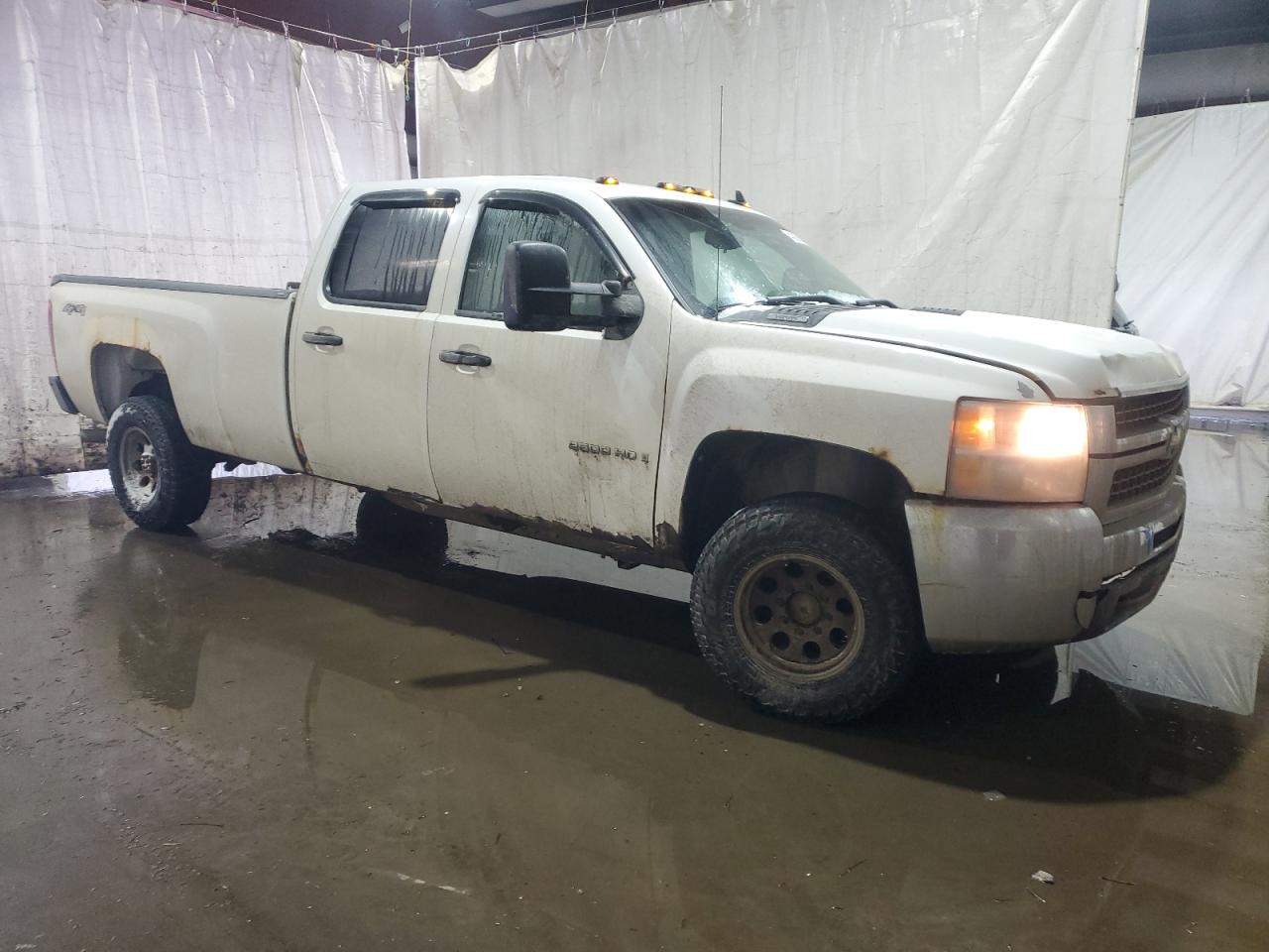 2009 Chevrolet Silverado - Image 4