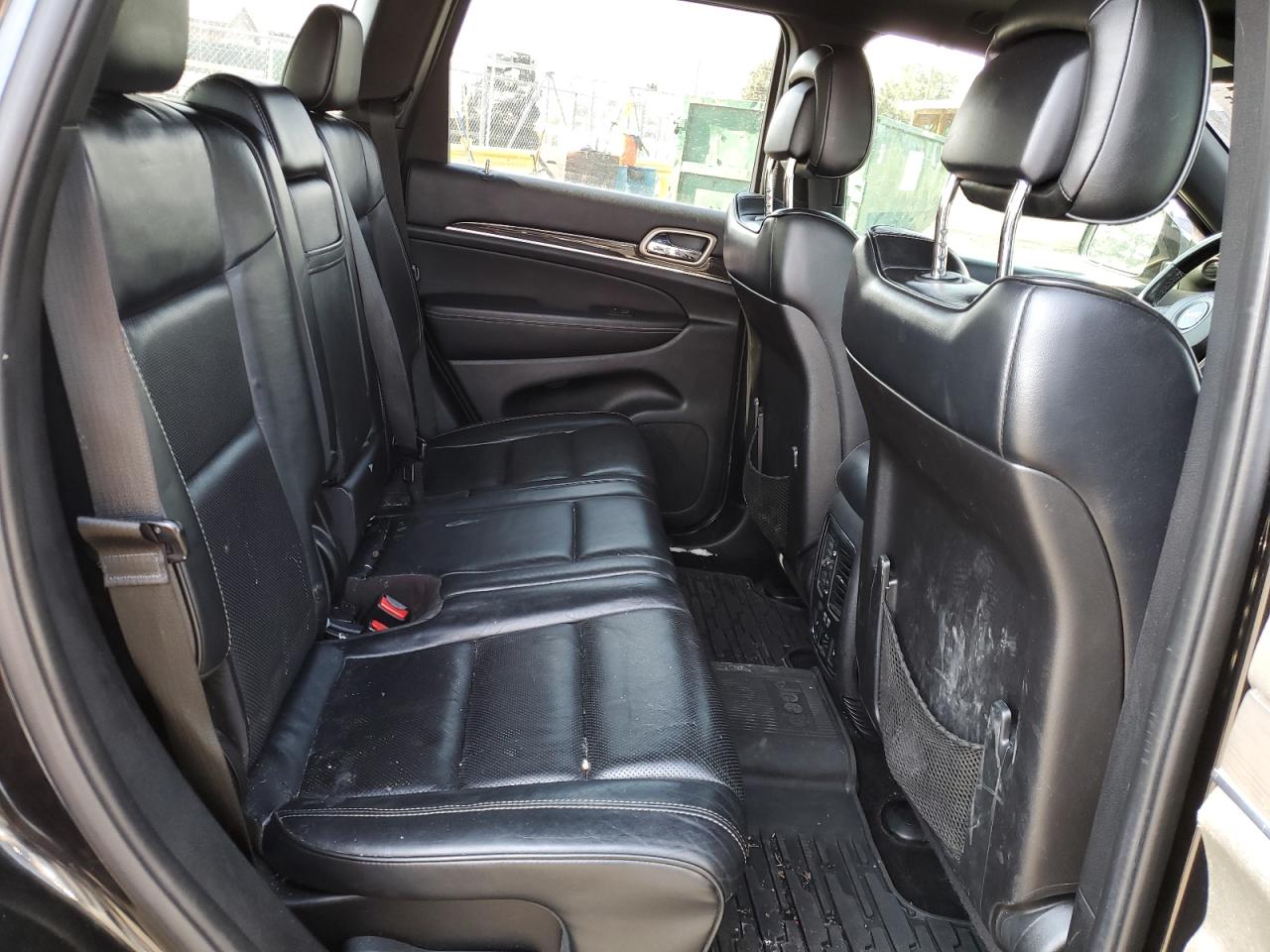 2014 Jeep Grand Cherokee - Image 11