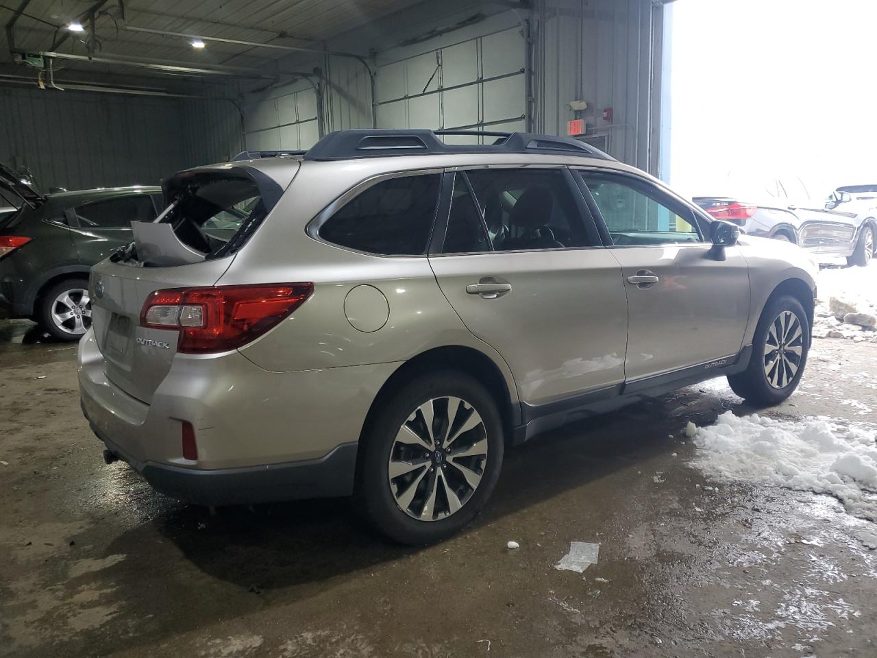 2015 Subaru Outback - Image 3