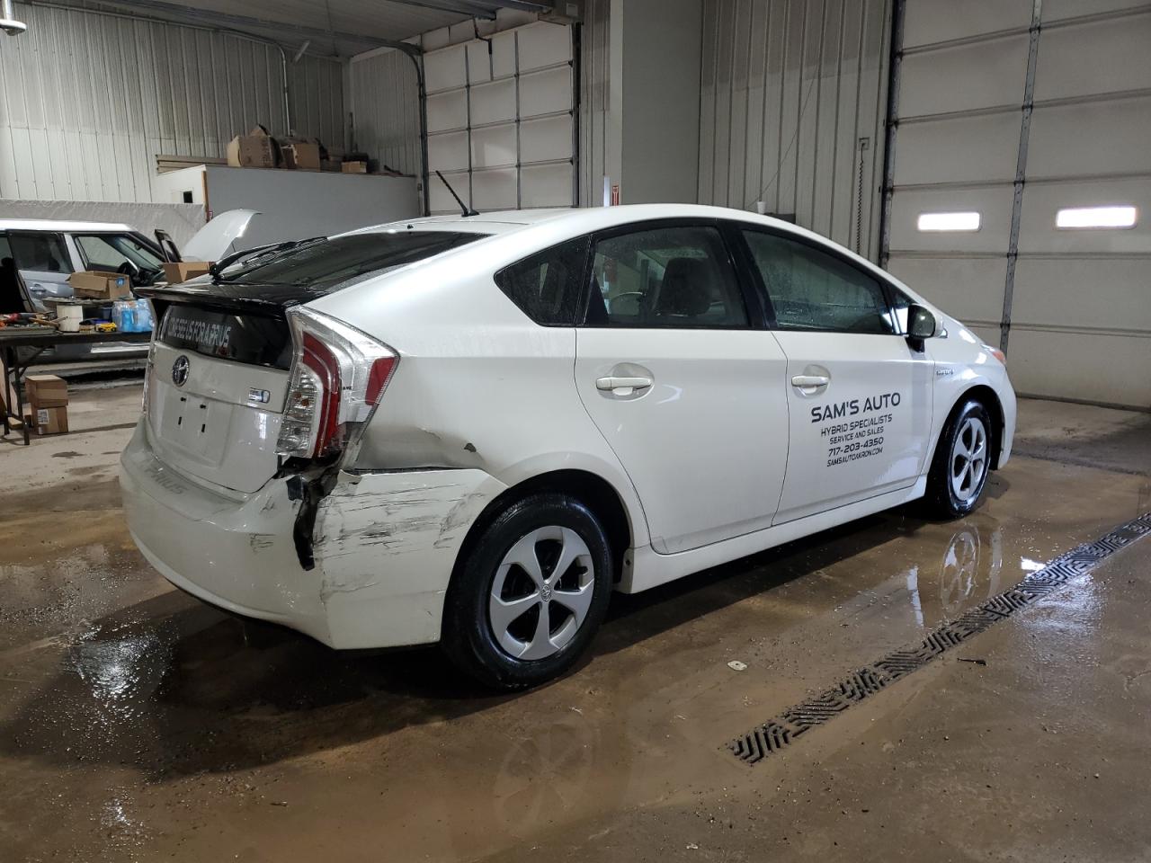 2014 Toyota Prius - Image 3