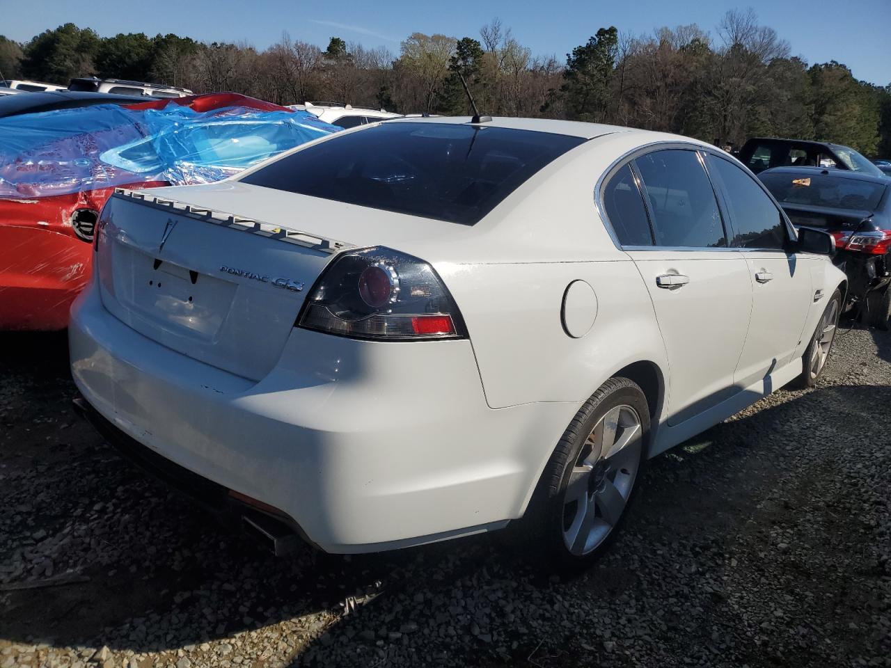 2009 Pontiac G8 - Image 3