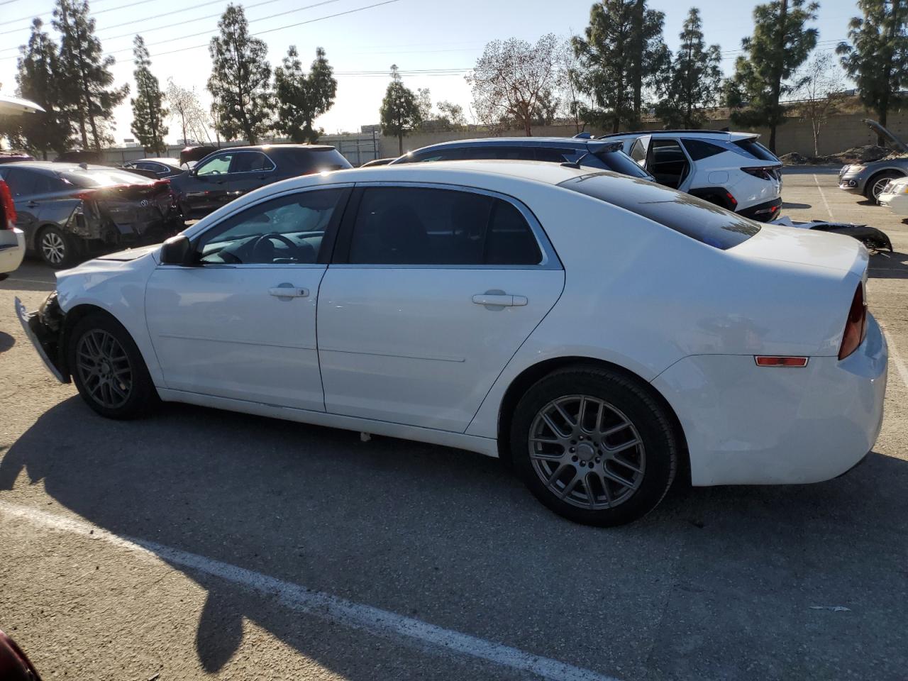 2010 Chevrolet Malibu - Image 2