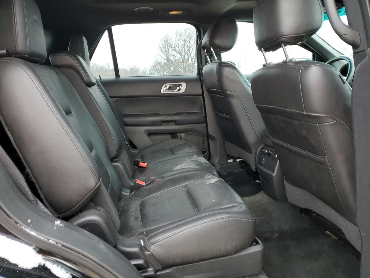 2014 Ford Explorer - Image 12