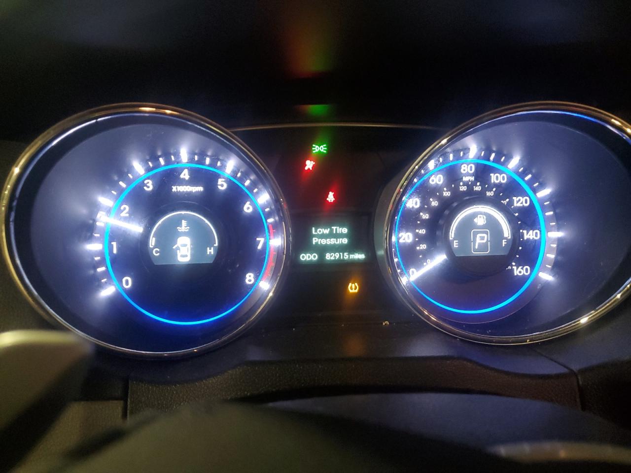 2013 Hyundai Sonata - Image 9