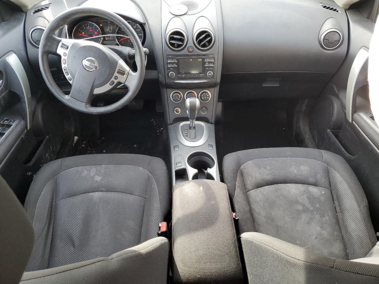 2015 Nissan Rogue - Image 8