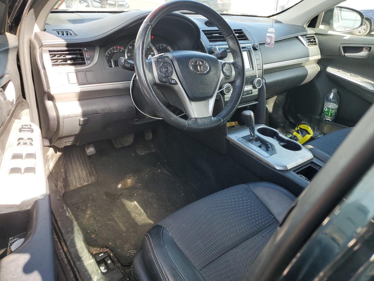 2012 Toyota Camry - Image 8