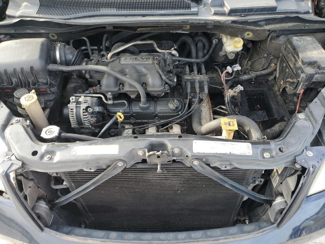 2010 Dodge Caravan - Image 13