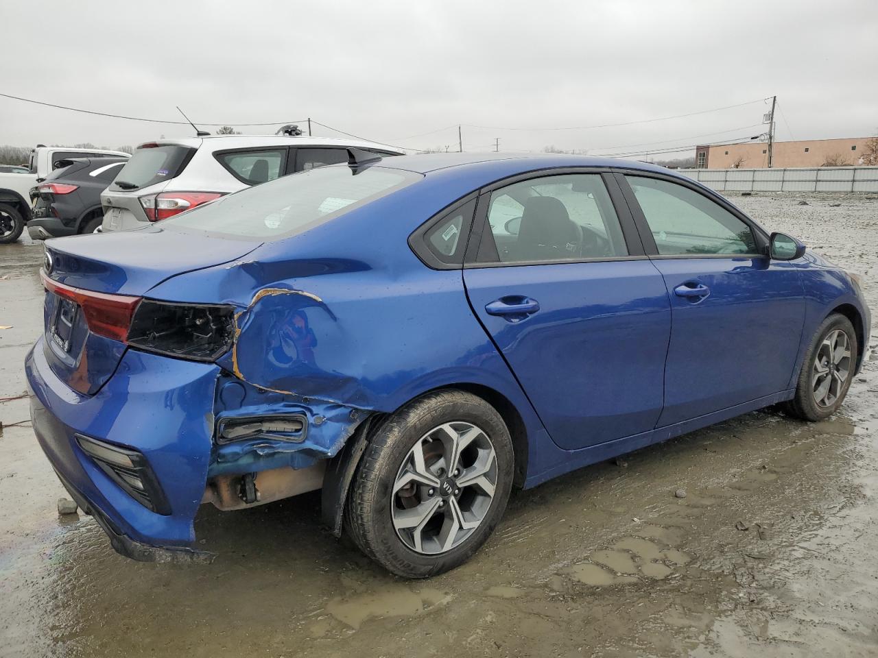 2021 Kia Forte - Image 3
