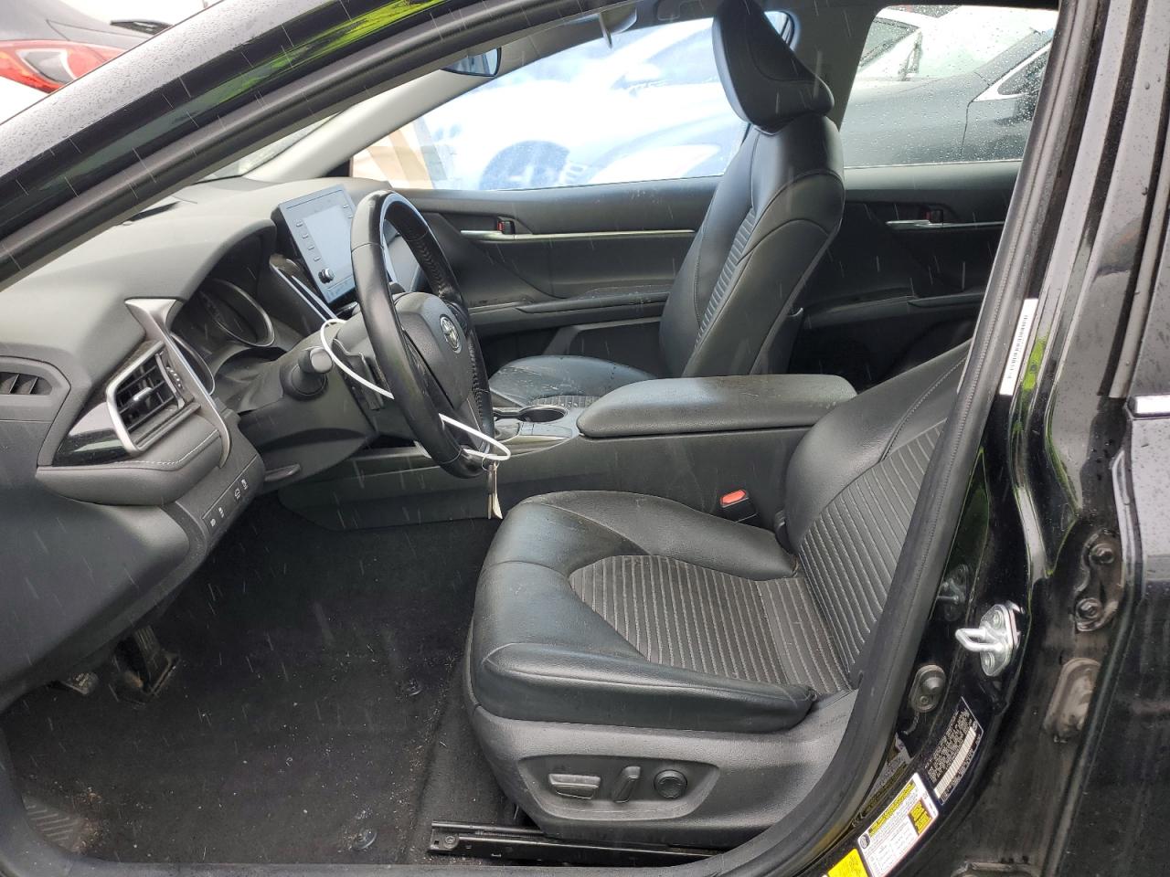 2022 Toyota Camry - Image 7