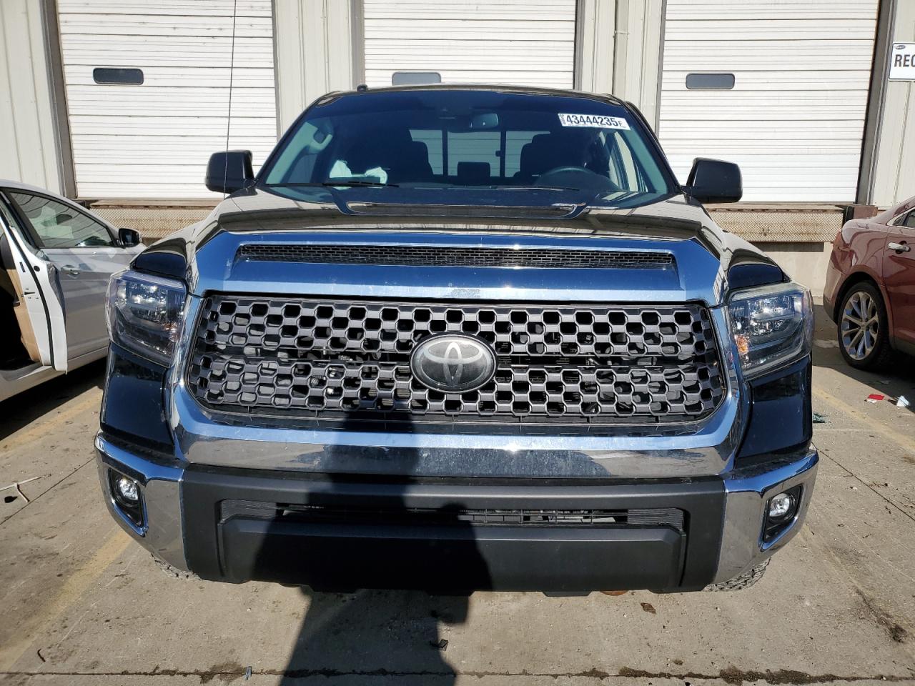 2018 Toyota Tundra - Image 5