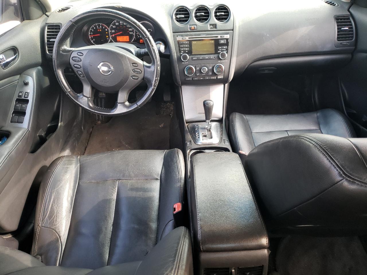 2011 Nissan Altima - Image 8