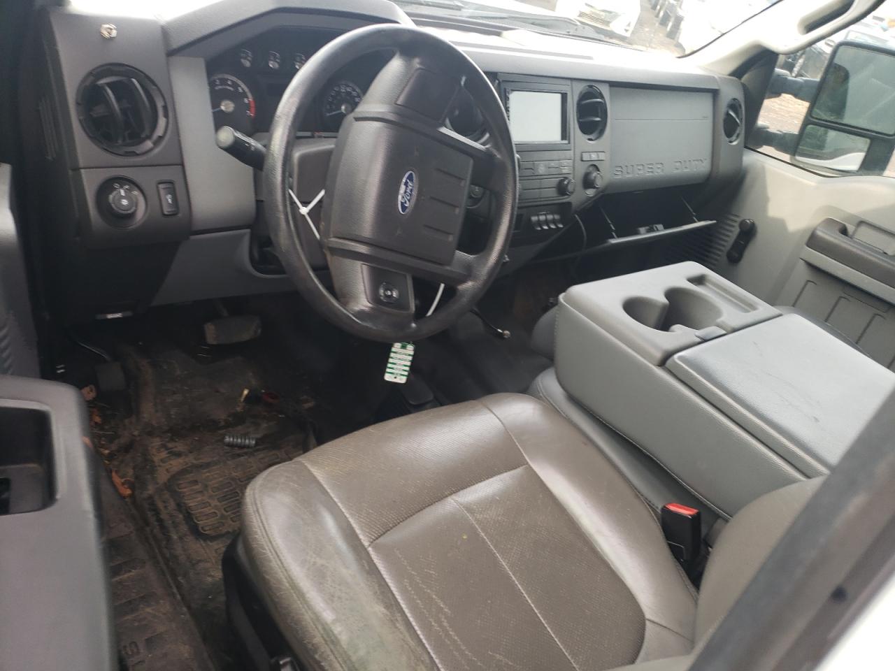 2012 Ford F350 - Image 8