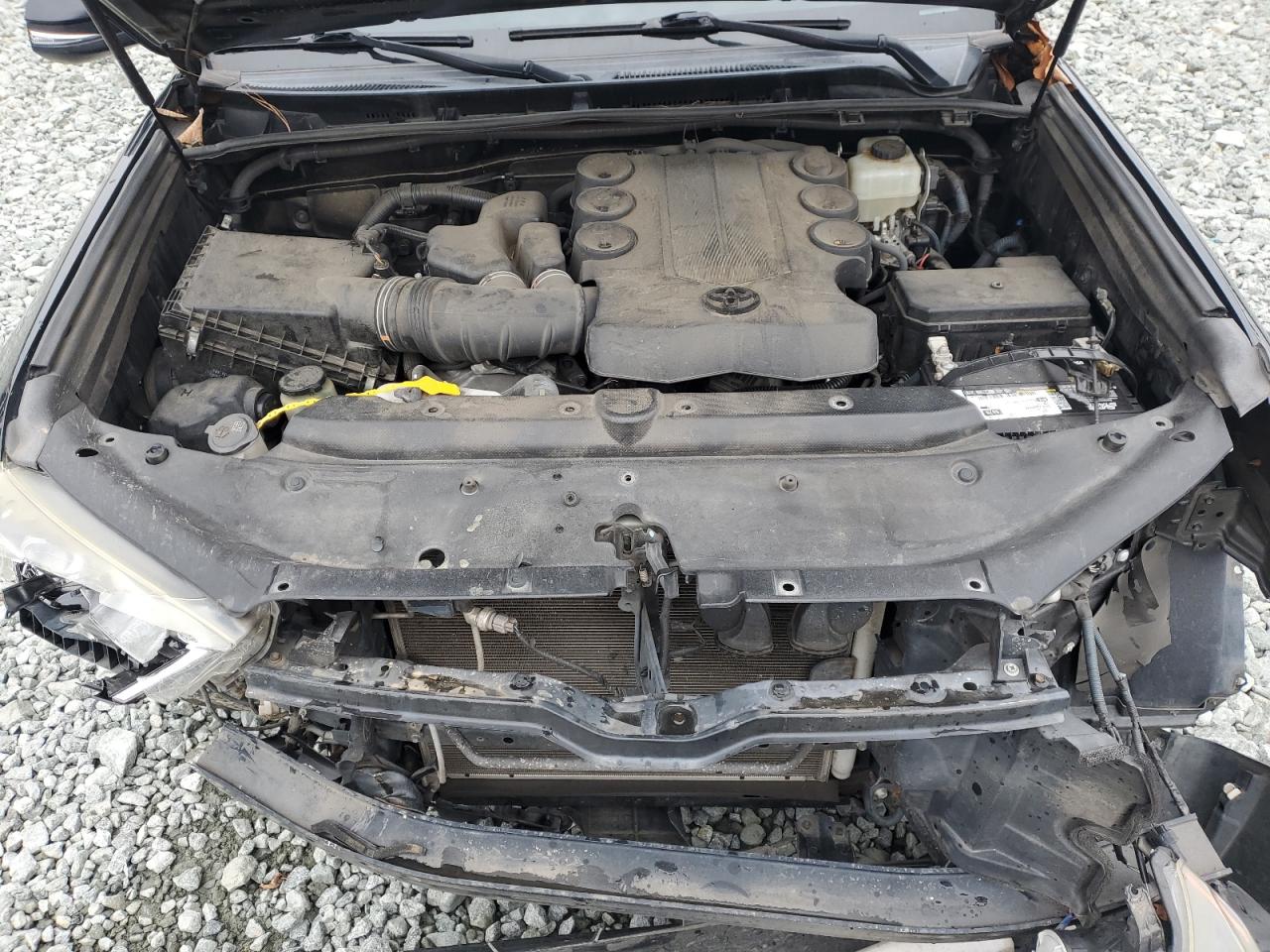 2014 Toyota 4Runner - Image 14