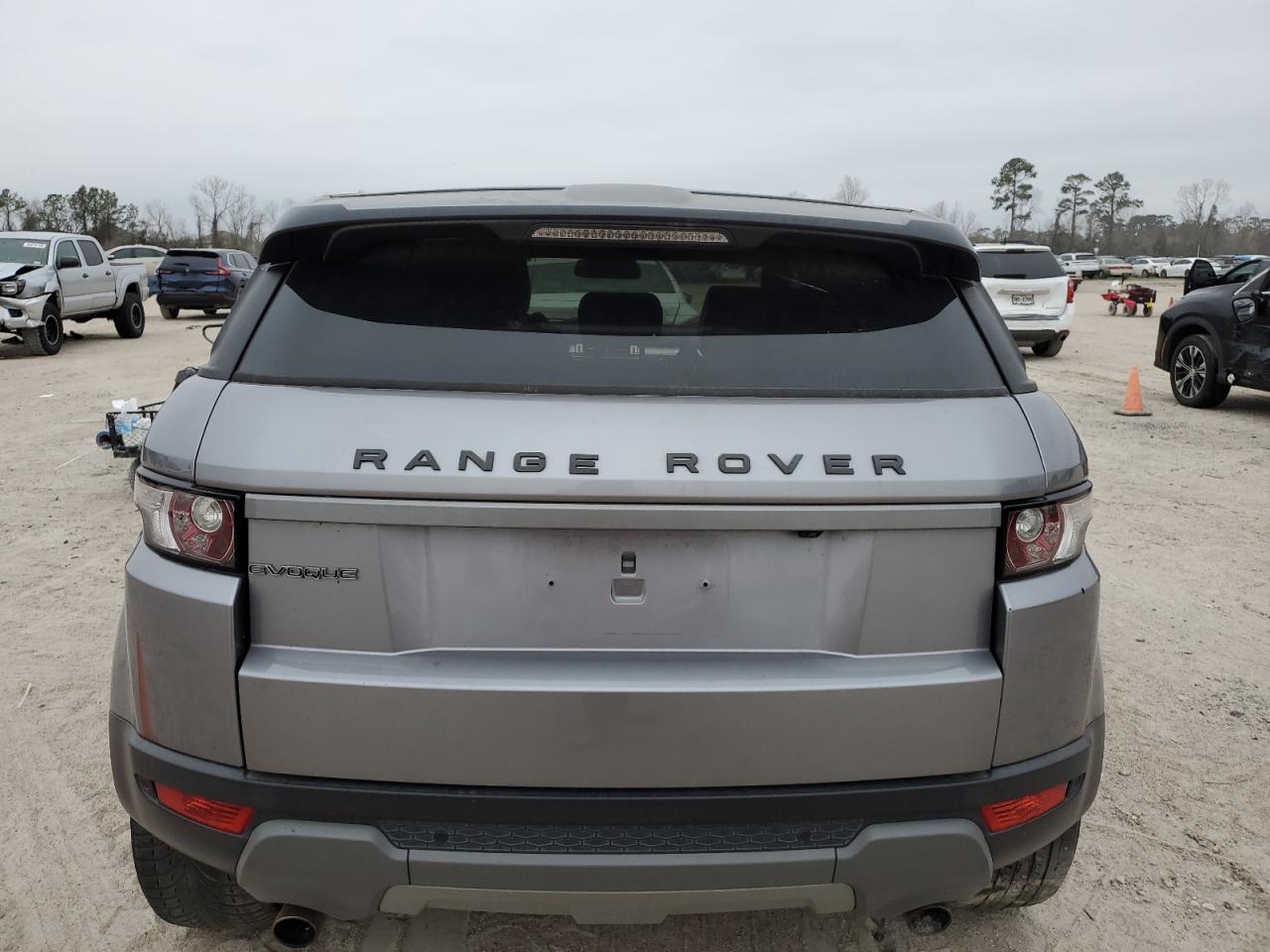 2015 Land Rover Range Rover - Image 6
