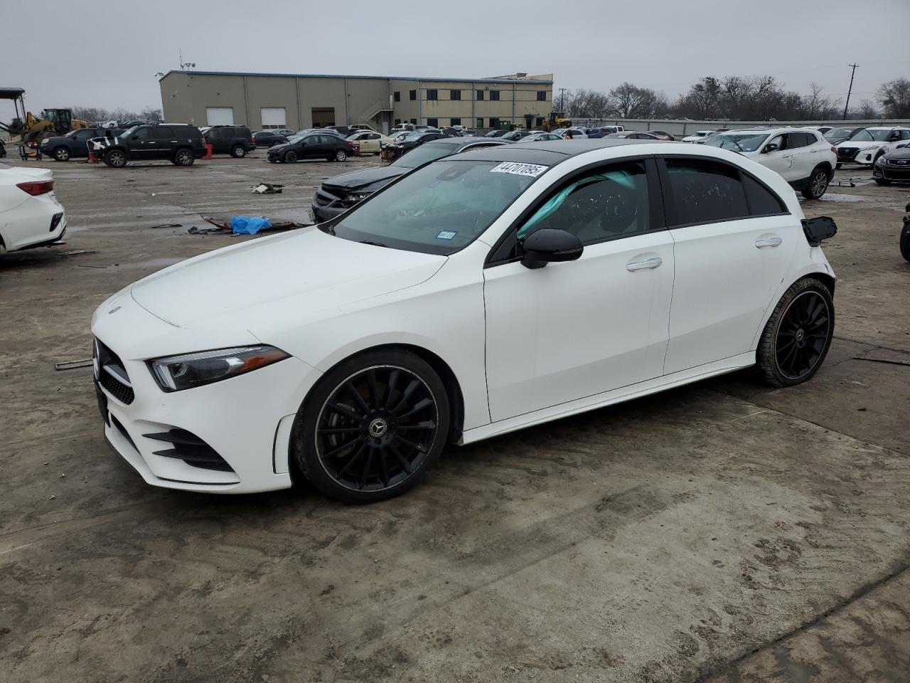 2019 Mercedes-Benz A-klasse - Image 1