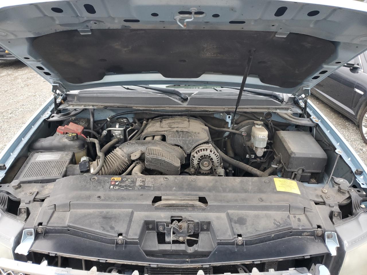 2011 Chevrolet Tahoe - Image 12