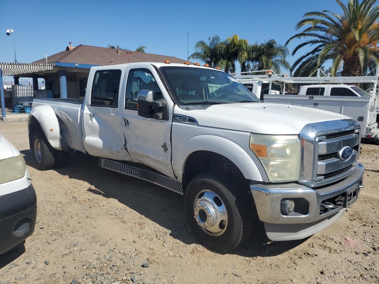2011 Ford F350 - Image 4