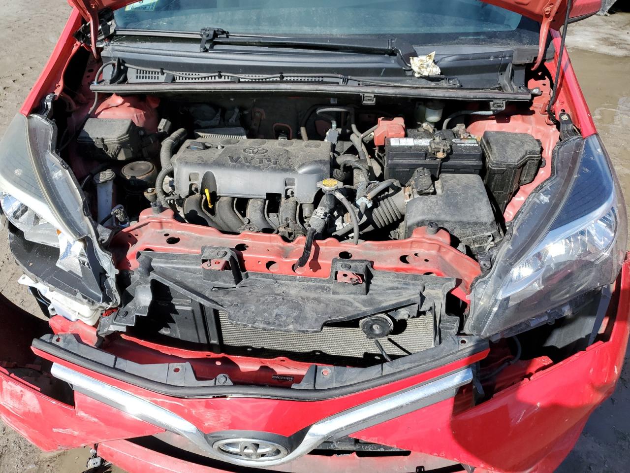 2015 Toyota Yaris - Image 11