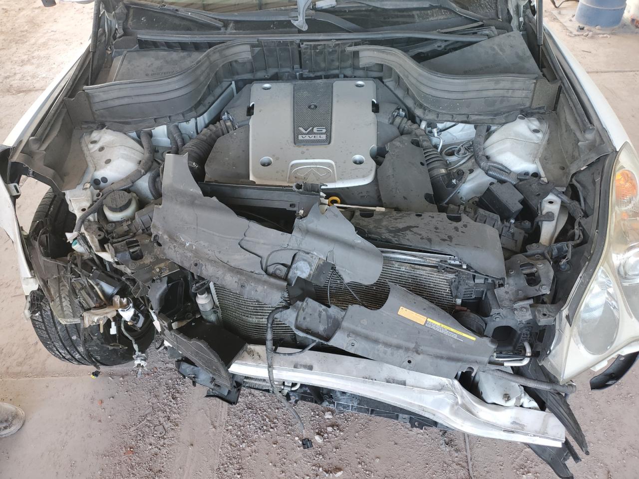 2014 Infiniti QX50 - Image 12