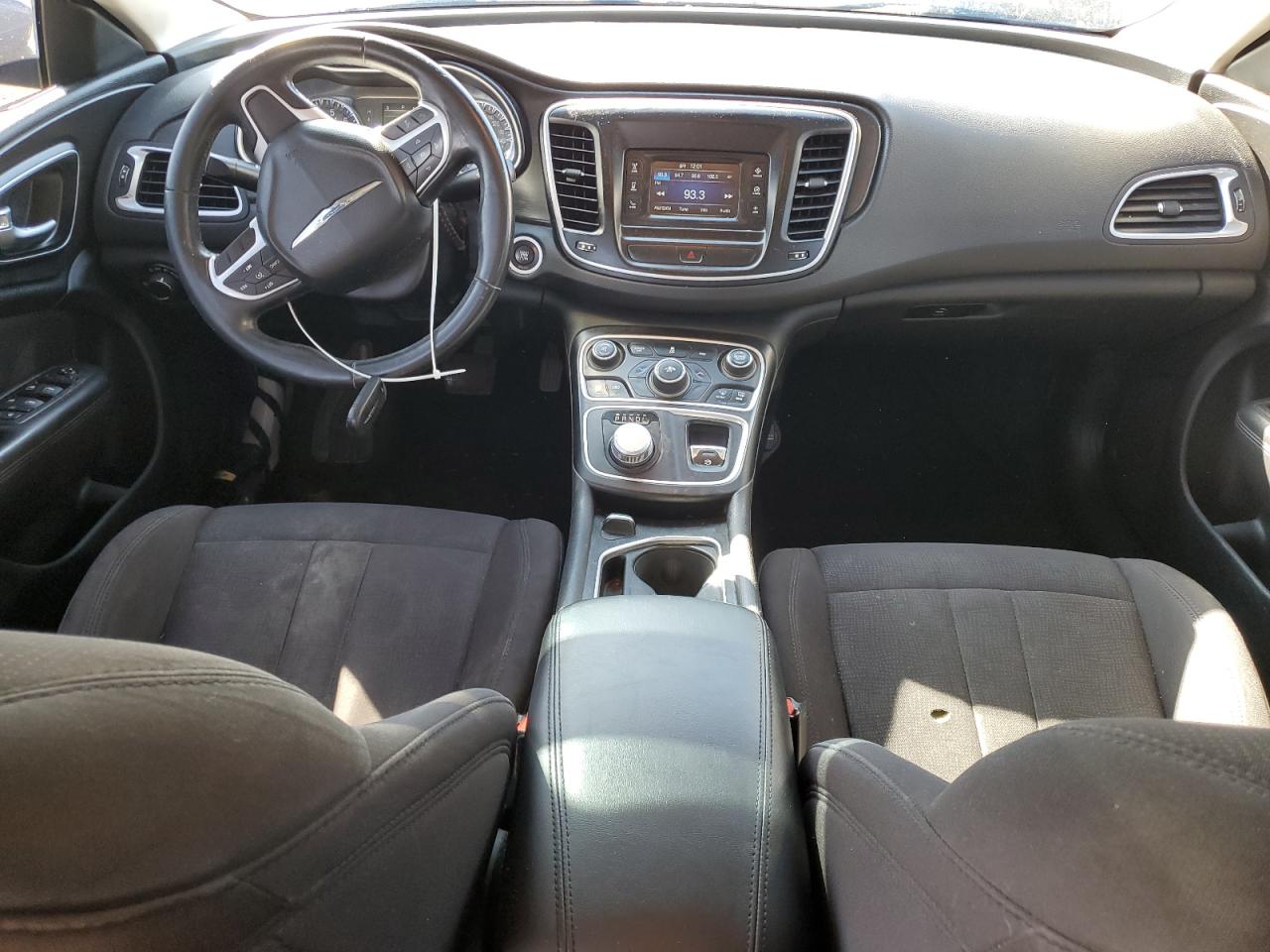 2015 Chrysler 200 - Image 8