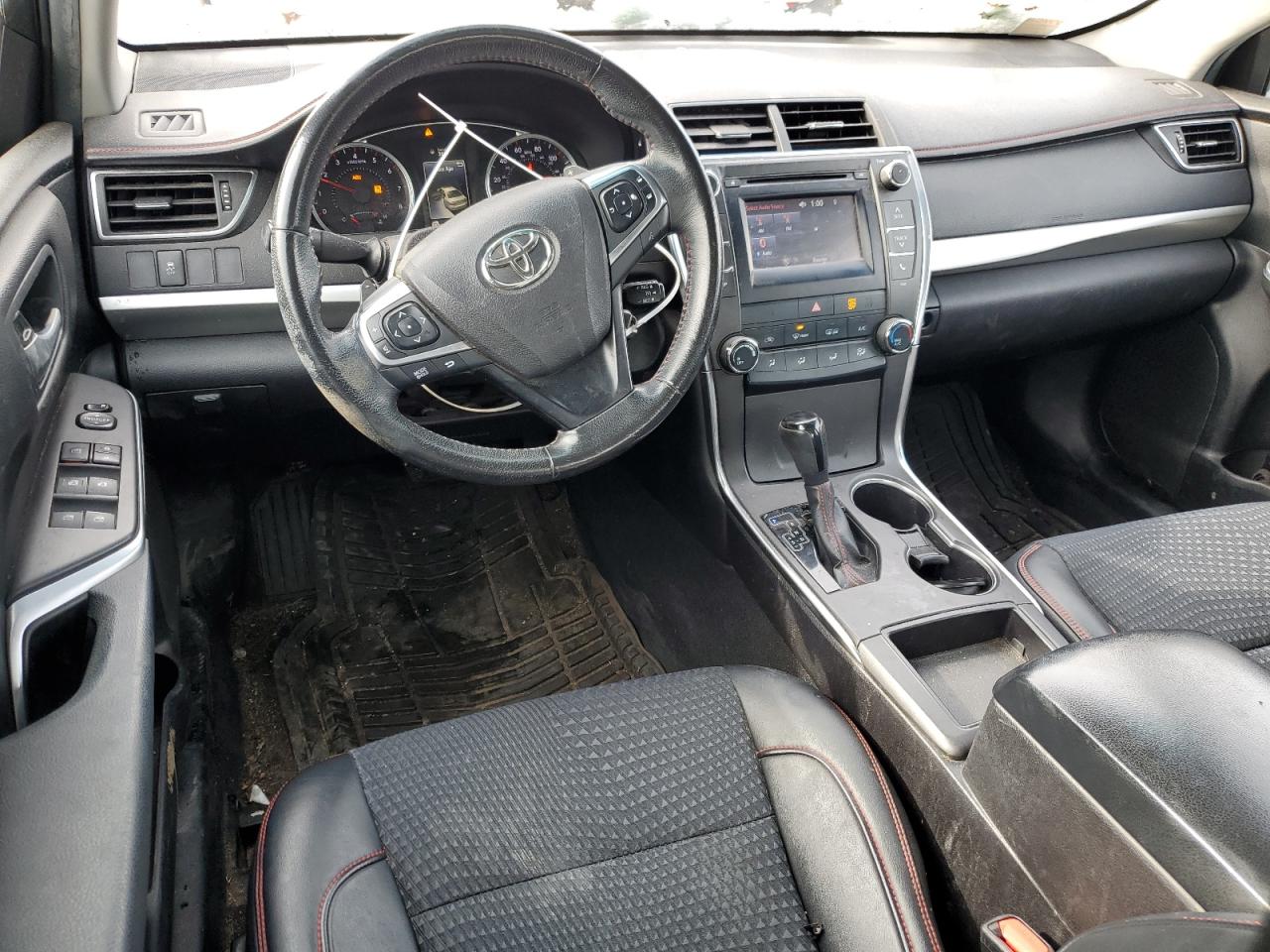 2015 Toyota Camry - Image 8