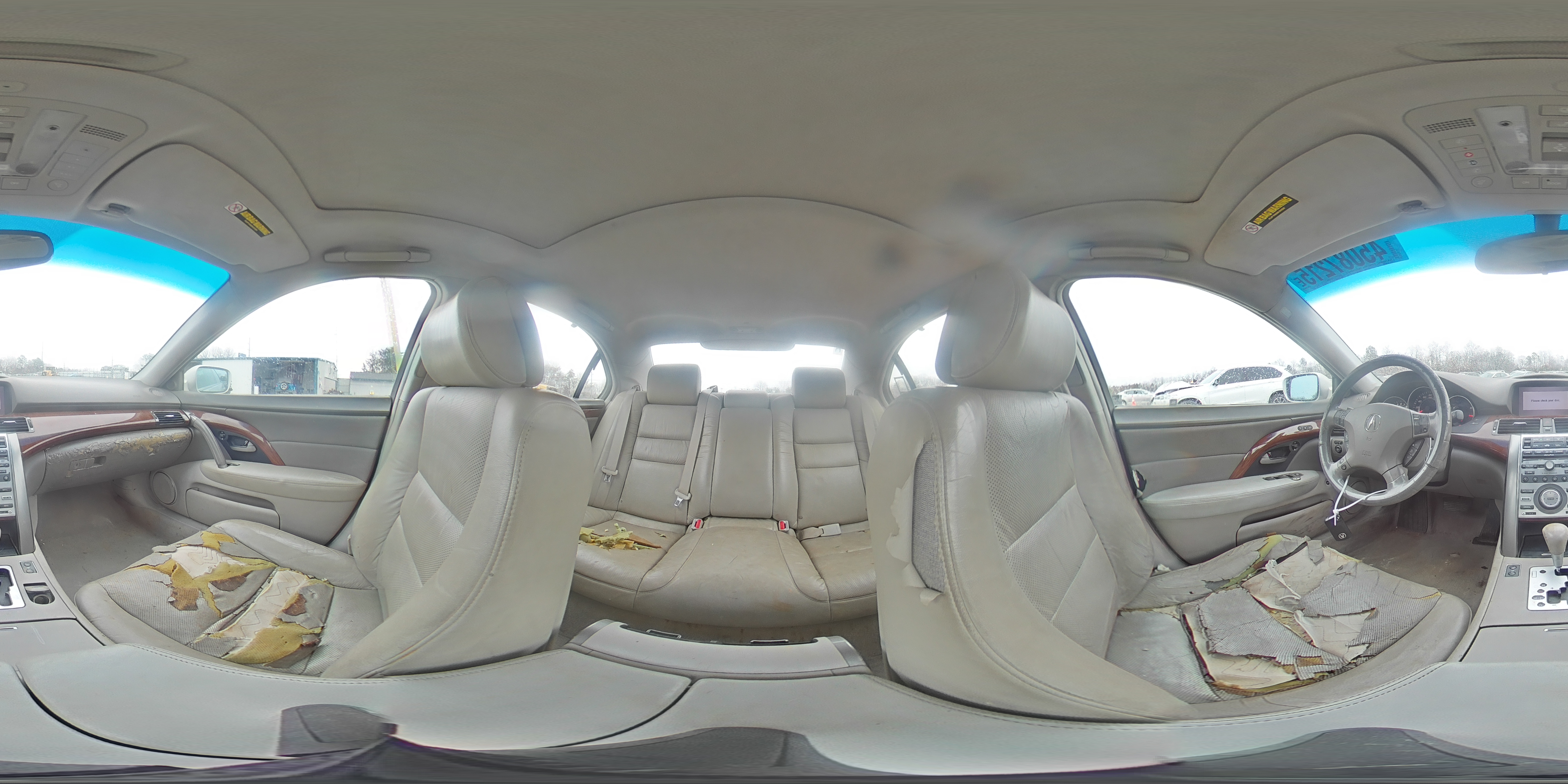 2005 Acura RL - Image 12