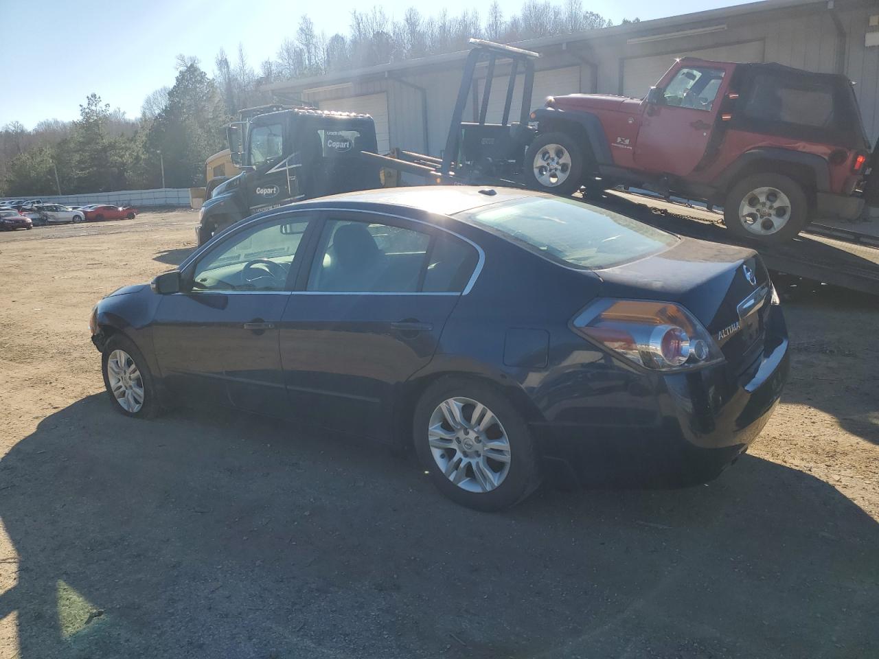 2012 Nissan Altima - Image 2