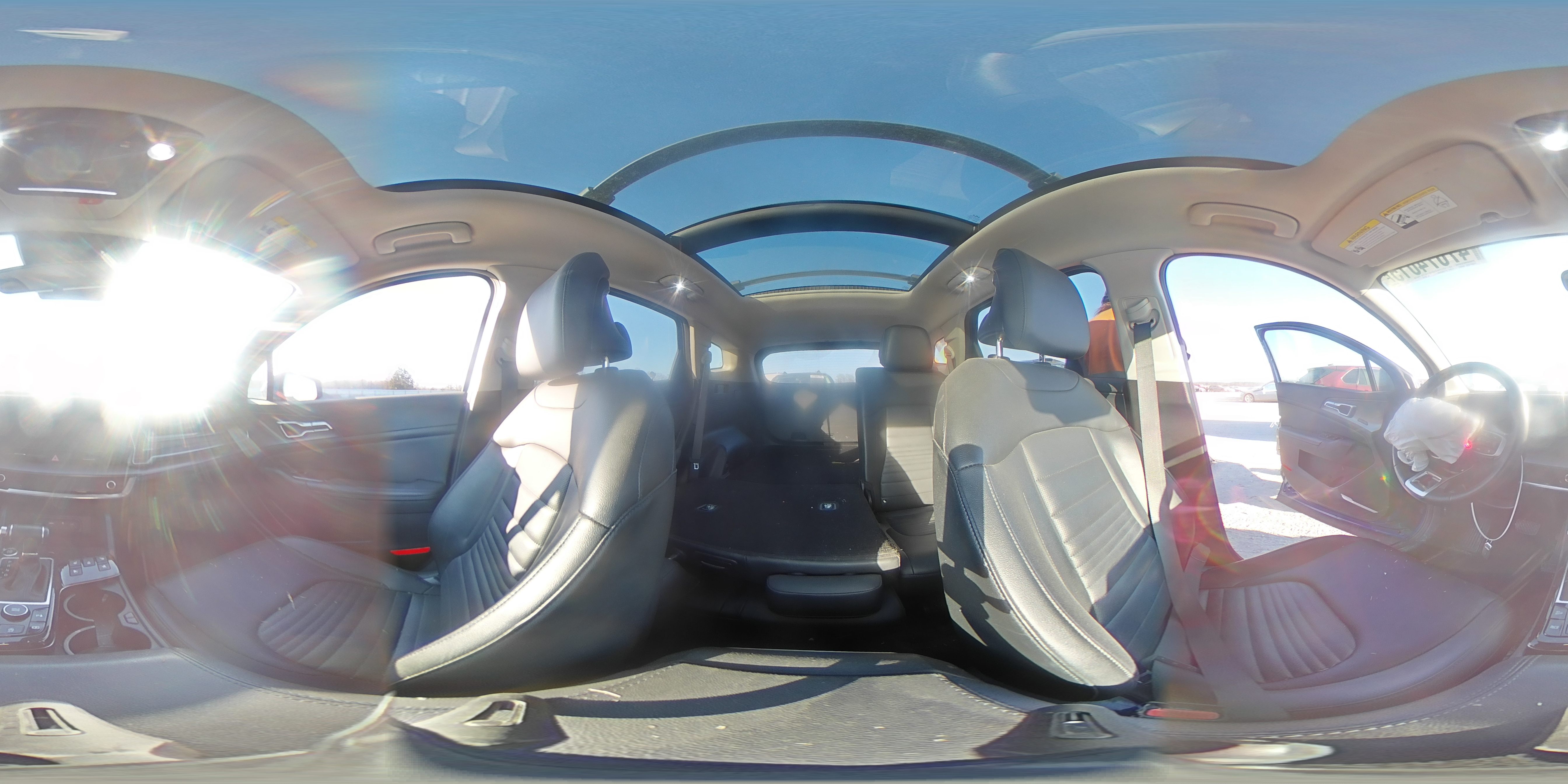 2023 Kia Sportage - Image 12